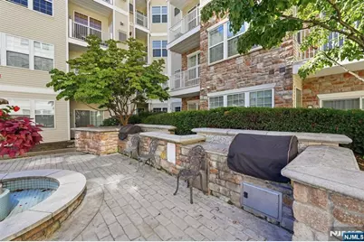 5108 Sanctuary Boulevard 5108 #5108, Riverdale, NJ 07457 - Photo 22