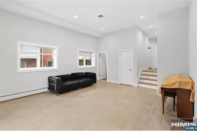 227 McElroy Avenue, Fort Lee, NJ 07024 - Photo 28