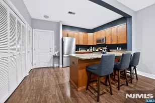 2408 Windsor Park Ct, Englewood, NJ 07631 - Photo 6