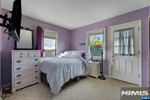 35 Grant St, East Rutherford, NJ 07073 - Photo 18