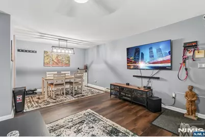 651 Riverside B15 #B15, Lyndhurst Township, NJ 07071 - Photo 12