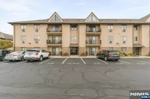 651 Riverside B15, Lyndhurst Township, NJ 07071 - Photo 1