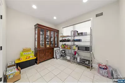 216 S Washington, Northvale, NJ 07647 - Photo 14