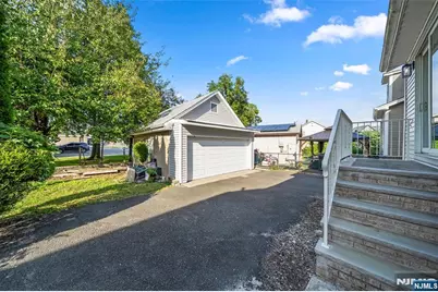 46 Chamberlain Avenue, Little Ferry, NJ 07643 - Photo 28