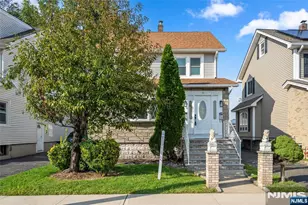 46 Chamberlain Ave, Little Ferry, NJ 07643 - Photo 2