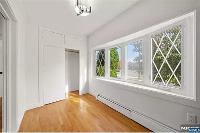 46 Chamberlain Avenue, Little Ferry, NJ 07643 - Photo 4