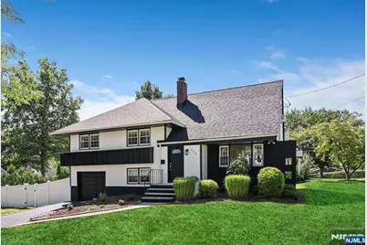 858 Barbara Drive, Teaneck Township, NJ 07666 - Photo 2