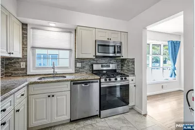 858 Barbara Drive, Teaneck Township, NJ 07666 - Photo 10