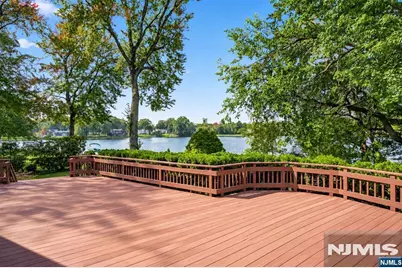 152 Sussex Road, Washington Township, NJ 07676 - Photo 28