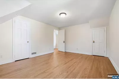 694 Northumberland Road, Teaneck Township, NJ 07666 - Photo 22