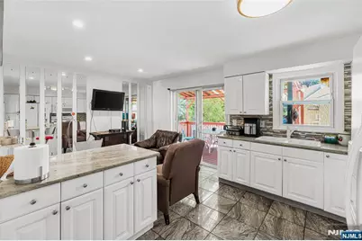 25 Sievers Lane, South Hackensack Township, NJ 07606 - Photo 10