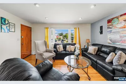 25 Sievers Lane, South Hackensack Township, NJ 07606 - Photo 6