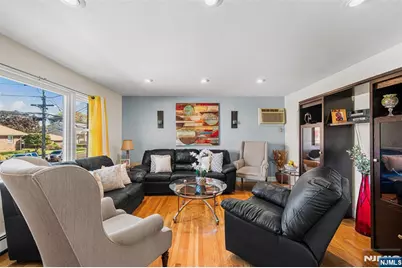 25 Sievers Lane, South Hackensack Township, NJ 07606 - Photo 4