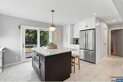 41 Woodland Avenue, Maywood, NJ 07607 - Photo 8