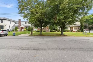 267 Lawrence Ave, Hasbrouck Heights, NJ 07604 - Photo 44