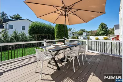 380 E Midland Avenue, Paramus, NJ 07652 - Photo 32