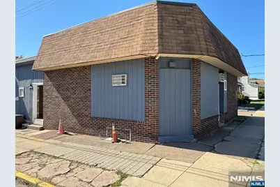 654 Milton Avenue, Lyndhurst Township, NJ 07071 - Photo 1