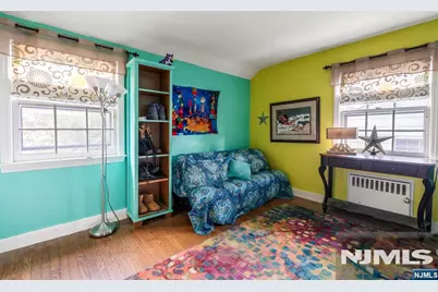 81 Grayson Place, Teaneck Township, NJ 07666 - Photo 20
