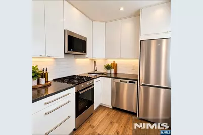 6515 Boulevard E 4 Q #4 Q, West New York, NJ 07093 - Photo 4