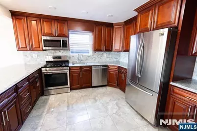 7503 Boulevard East 1 #1, North Bergen, NJ 07047 - Photo 10