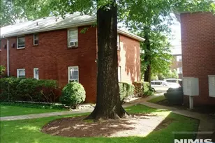 278 Teaneck Road 1-F, Ridgefield Park, NJ 07660 - Photo 2