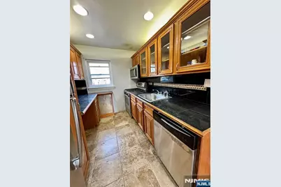 161 Knickerbocker Road D #D, Englewood, NJ 07632 - Photo 6