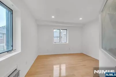 251 Bellemeade Avenue, Fort Lee, NJ 07024 - Photo 42