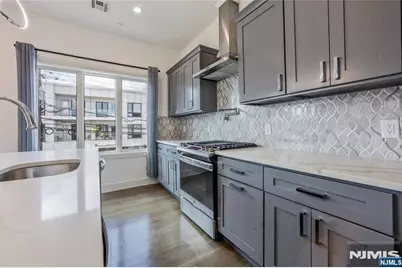 12-35 River Road 2B #2B, Fair Lawn, NJ 07410 - Photo 6