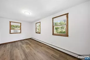 27 Hewitt Rd, West Milford, NJ 07421 - Photo 22