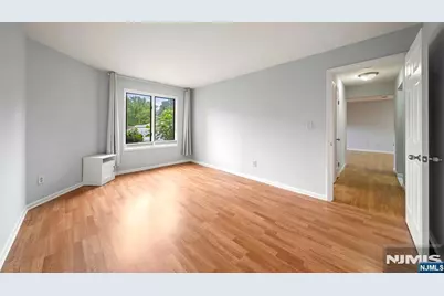 216A Washington Avenue, Fort Lee, NJ 07024 - Photo 8