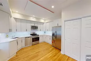 673 Bergen Ave 2D, Jersey City, NJ 07304 - Photo 8