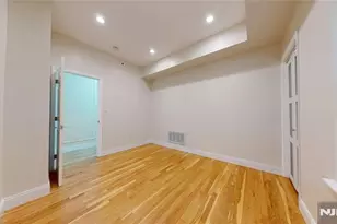 673 Bergen Ave 2D, Jersey City, NJ 07304 - Photo 18
