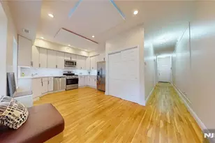 673 Bergen Ave 2D, Jersey City, NJ 07304 - Photo 6