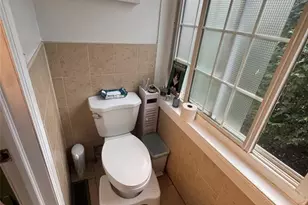 86 Copley Ave, Teaneck Township, NJ 07666 - Photo 8