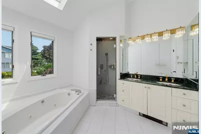 15 Hudson Terrace, Englewood Cliffs, NJ 07632 - Photo 22