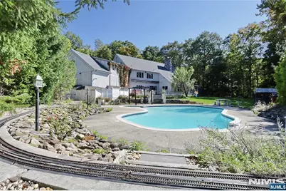 9 Cameron Road, Saddle River, NJ 07458 - Photo 50