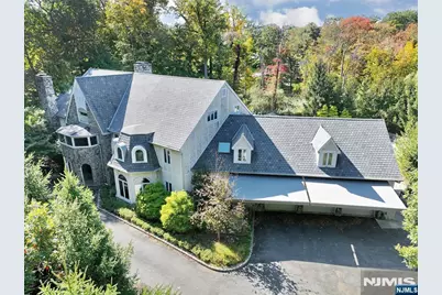 9 Cameron Road, Saddle River, NJ 07458 - Photo 1