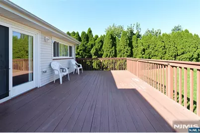 16-35 Raymond Street, Fair Lawn, NJ 07410 - Photo 20