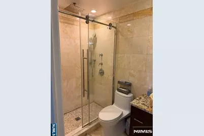 314 Palisades Avenue C4 #C4, Cliffside Park, NJ 07010 - Photo 10