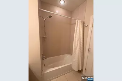 2113 Windsor Park Court 75 #75, Englewood, NJ 07631 - Photo 8