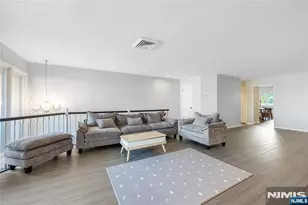 300 Gorge 8, Cliffside Park, NJ 07010 - Photo 4