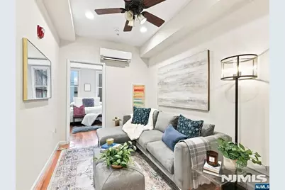 358 3rd Street 3L #3L, Hoboken, NJ 07030 - Photo 2