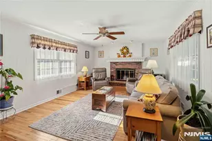 27 Salem Dr, Hanover Township, NJ 07981 - Photo 8