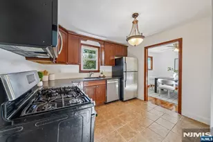 696 1st St, Secaucus, NJ 07094 - Photo 16
