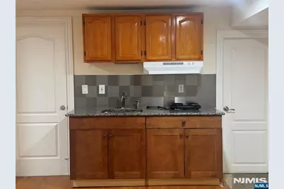 18 E Oakdene Avenue A #A, Palisades Park, NJ 07650 - Photo 6