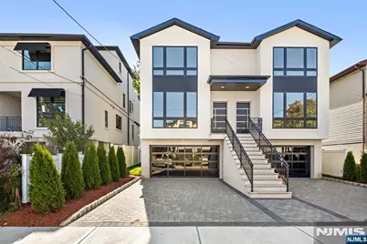 384 Lincoln Avenue, Cliffside Park, NJ 07010 - Photo 2