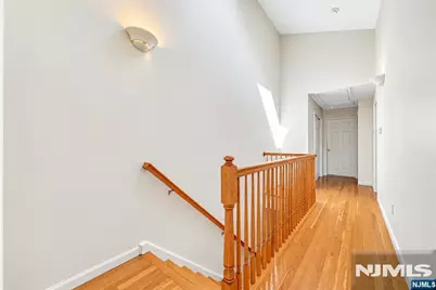393 Washington Avenue B #B, Cliffside Park, NJ 07010 - Photo 6