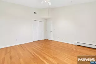 393 Washington Ave B, Cliffside Park, NJ 07010 - Photo 10