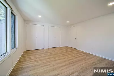 92 Meadowview Court, Leonia, NJ 07605 - Photo 18