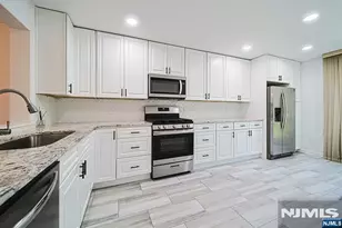 92 Meadowview Ct, Leonia, NJ 07605 - Photo 8